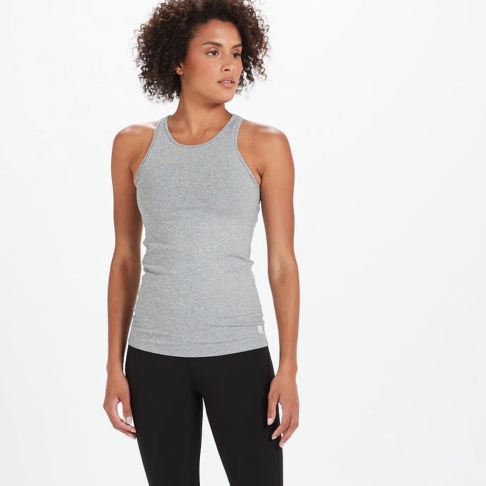 Vuori RHYTHM TANK in GREY